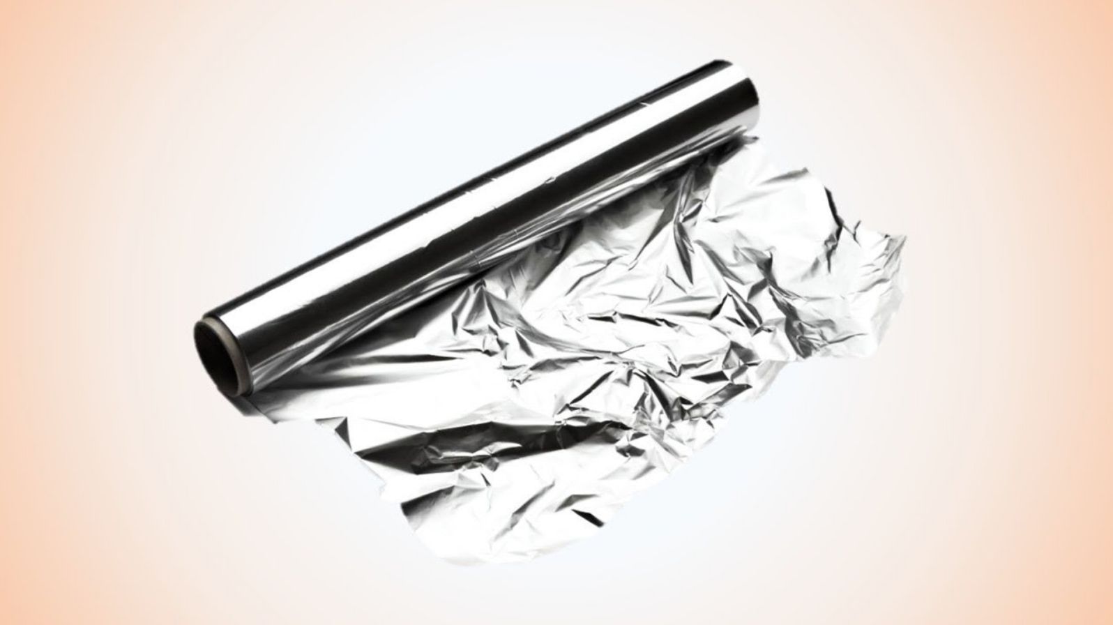 Kleidung elektrisiert: Warum ein St&uuml;ck Alufolie im Alltag hilft