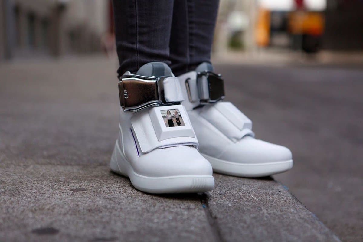 Sie entwickeln futuristisches Schuhwerk, das Stürzen bei älteren Menschen vorbeugen kann.