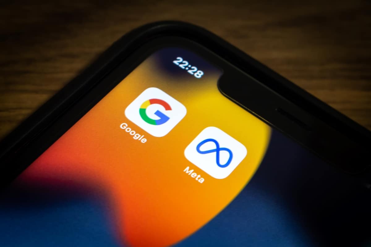 „Verwendet seinen Algorithmus, um Minderjährige abhängig zu machen und davon zu profitieren“: erste Klage gegen Zuckerberg und Meta.