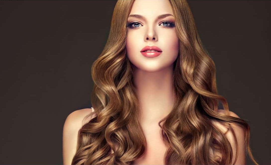 Werden Ihre Haare sehr schnell fettig? Vielleicht machen Sie diesen Fehler.