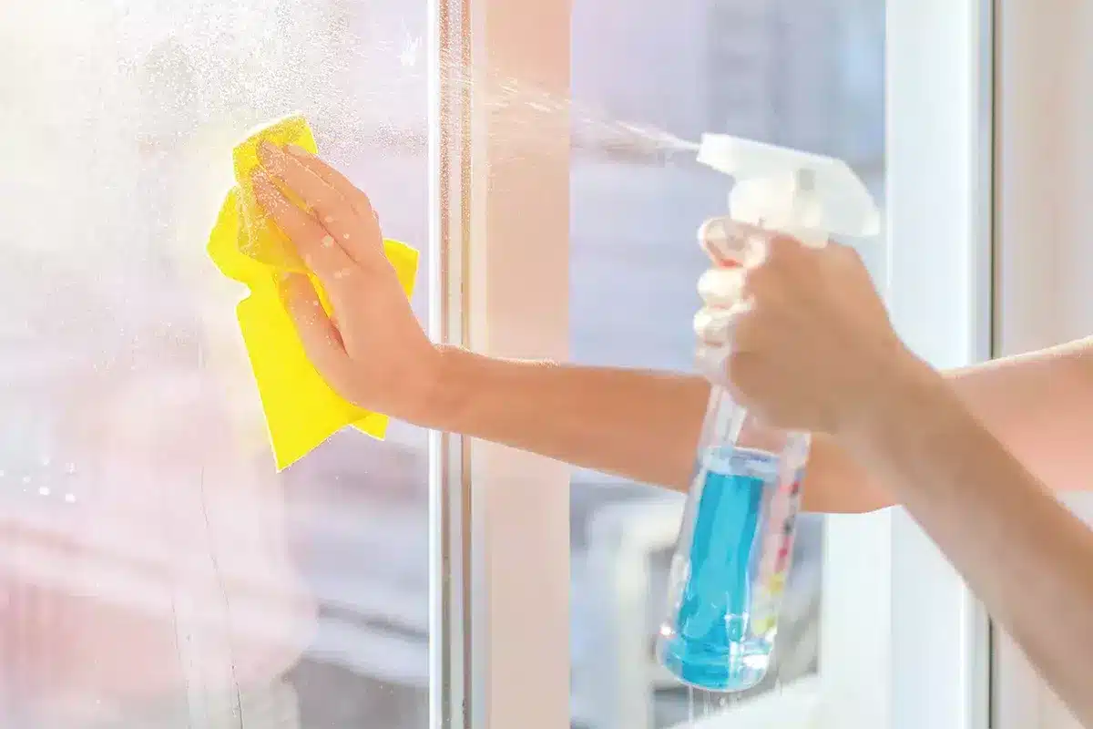 Dieses Produkt reicht aus, um die H&auml;lfte Ihres Hauses zu reinigen. Ihre Fenster und Wasserh&auml;hne werden wie neu sein.