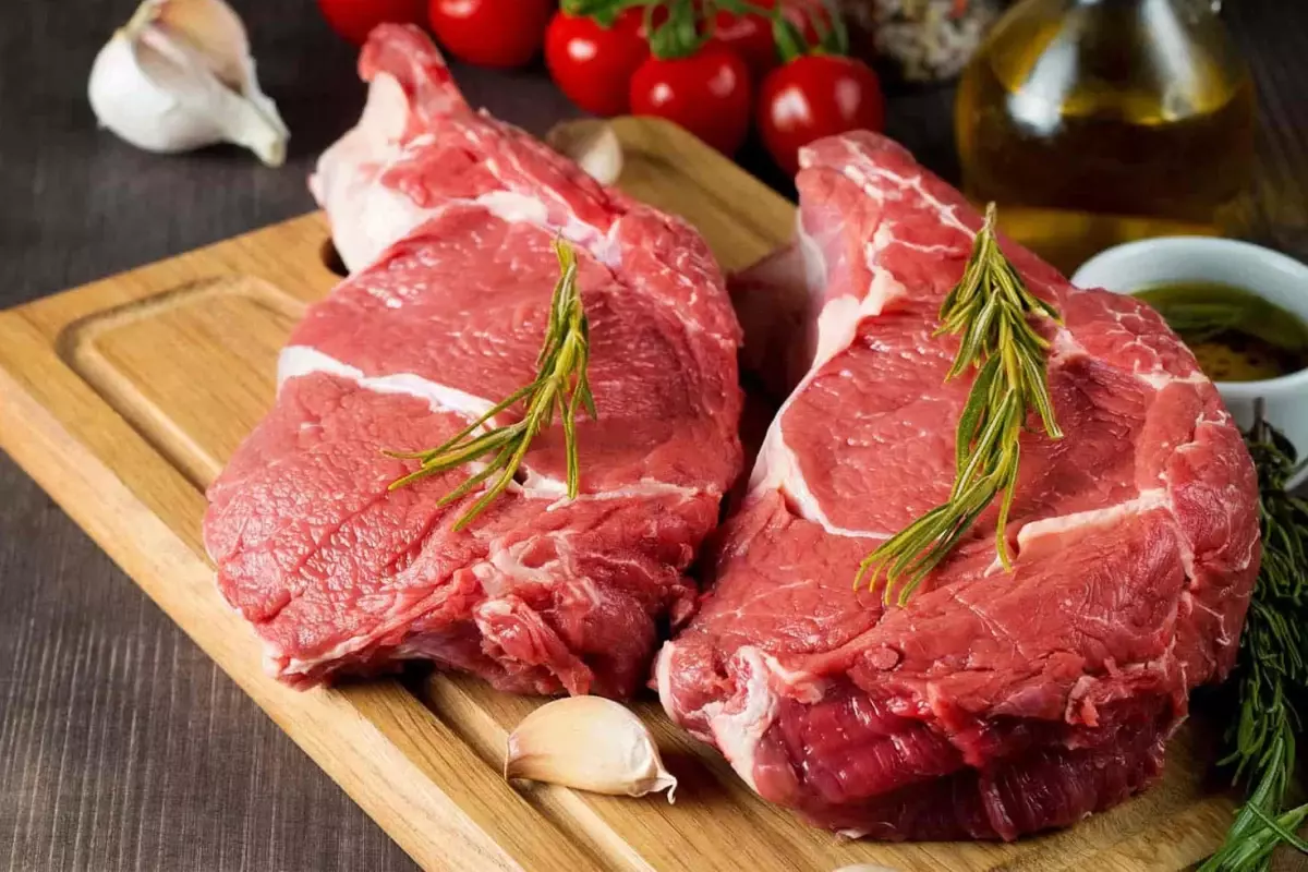 In der EU wurde kontaminiertes Rindfleisch aus Brasilien verkauft. Ein Teil des Fleisches war bereits verzehrt.