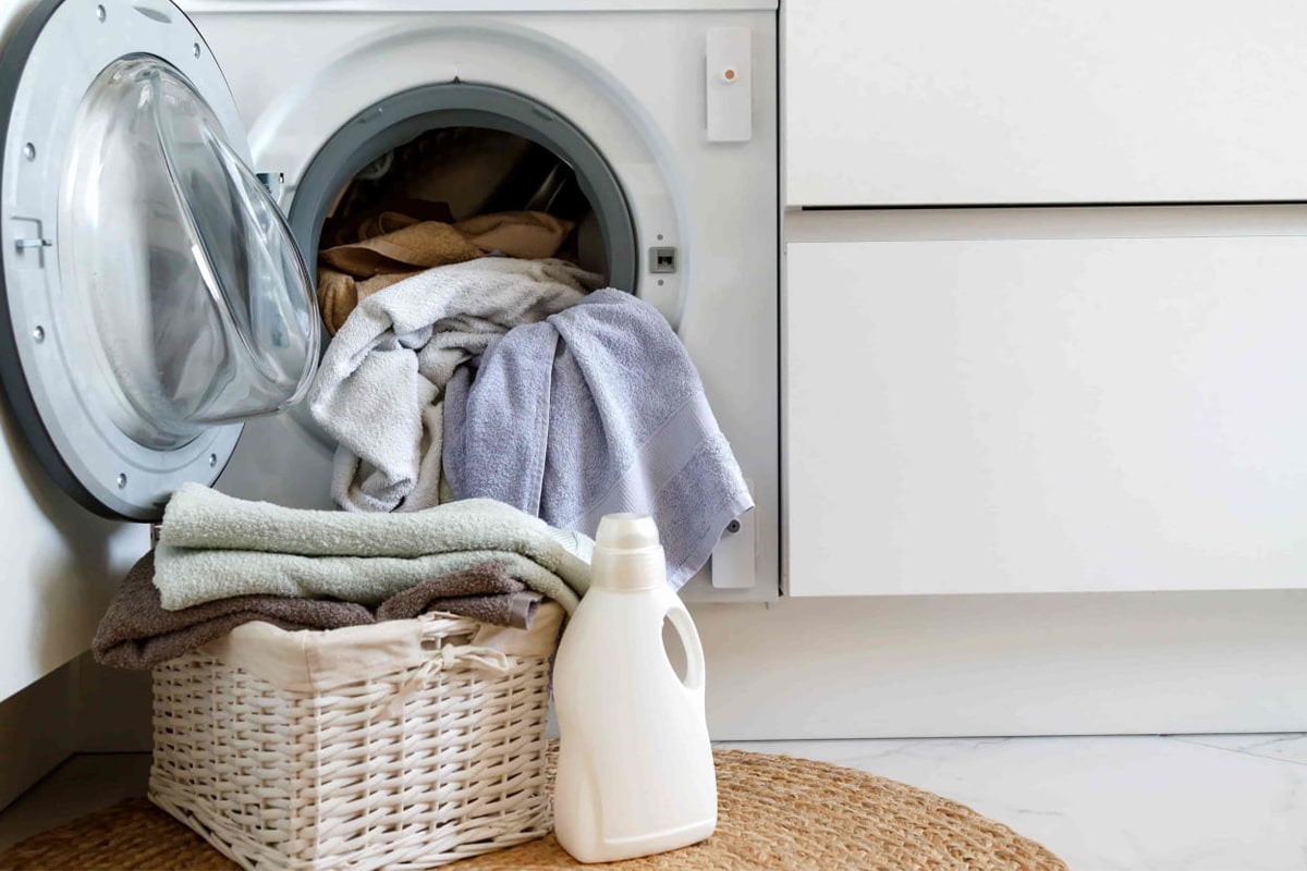 Experten l&uuml;ften das Geheimnis der idealen Waschtemperatur. Nur wenige Menschen entscheiden sich f&uuml;r sie.