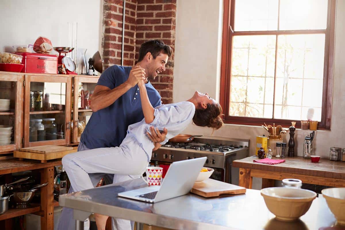Wenn Sie beim Kochen die K&uuml;che putzen, sagt die Psychologie Folgendes &uuml;ber Sie aus.